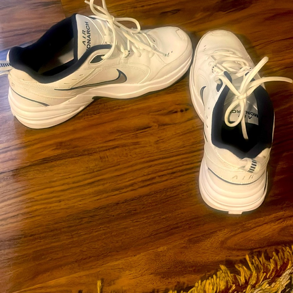 Men Nike tennis